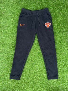 Nike New York Knicks Black Jogger Sweatpants